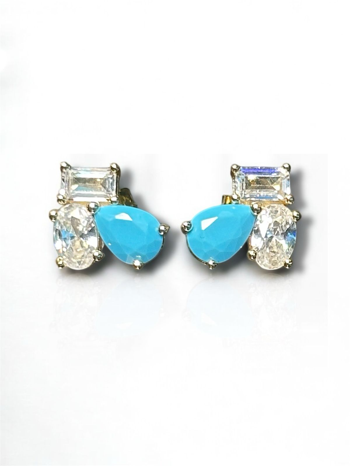 Aretes de Plata Rodinada y Baño en Oro con Piedras de Lab