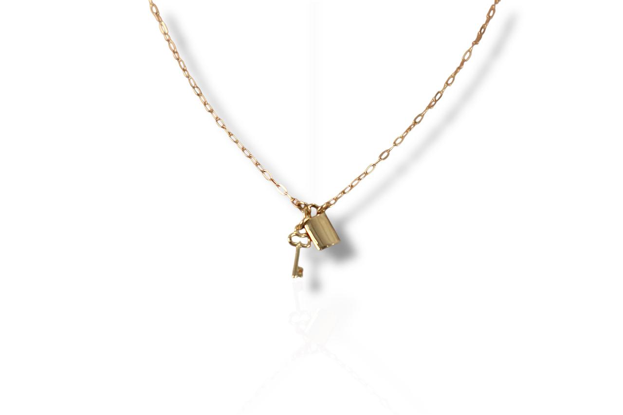 Collar de oro “Love Padlock”