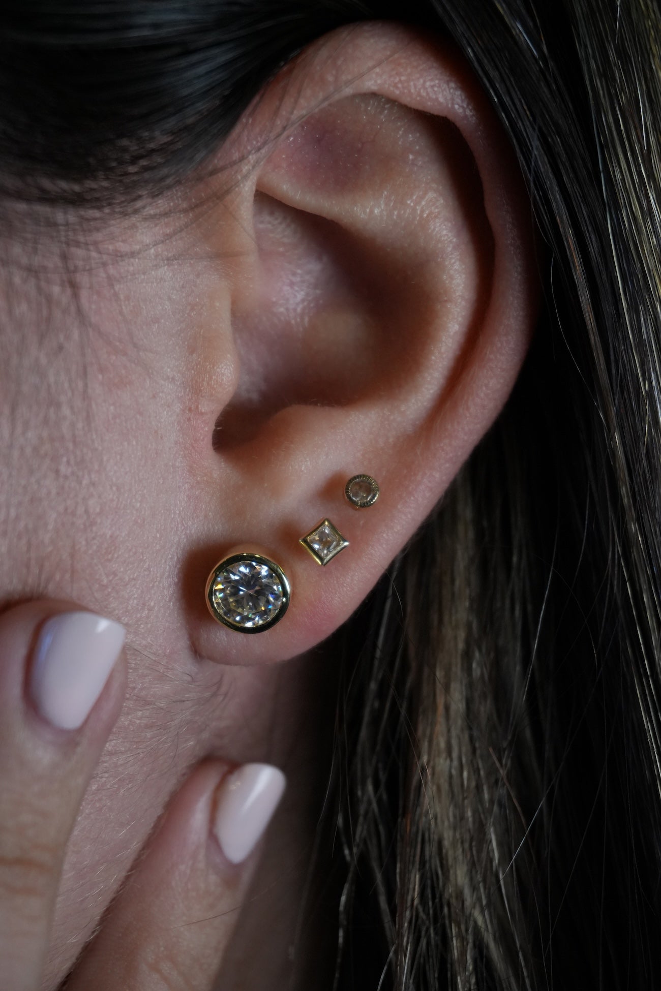 Studs Moissanitas con Baño de Oro 2ct