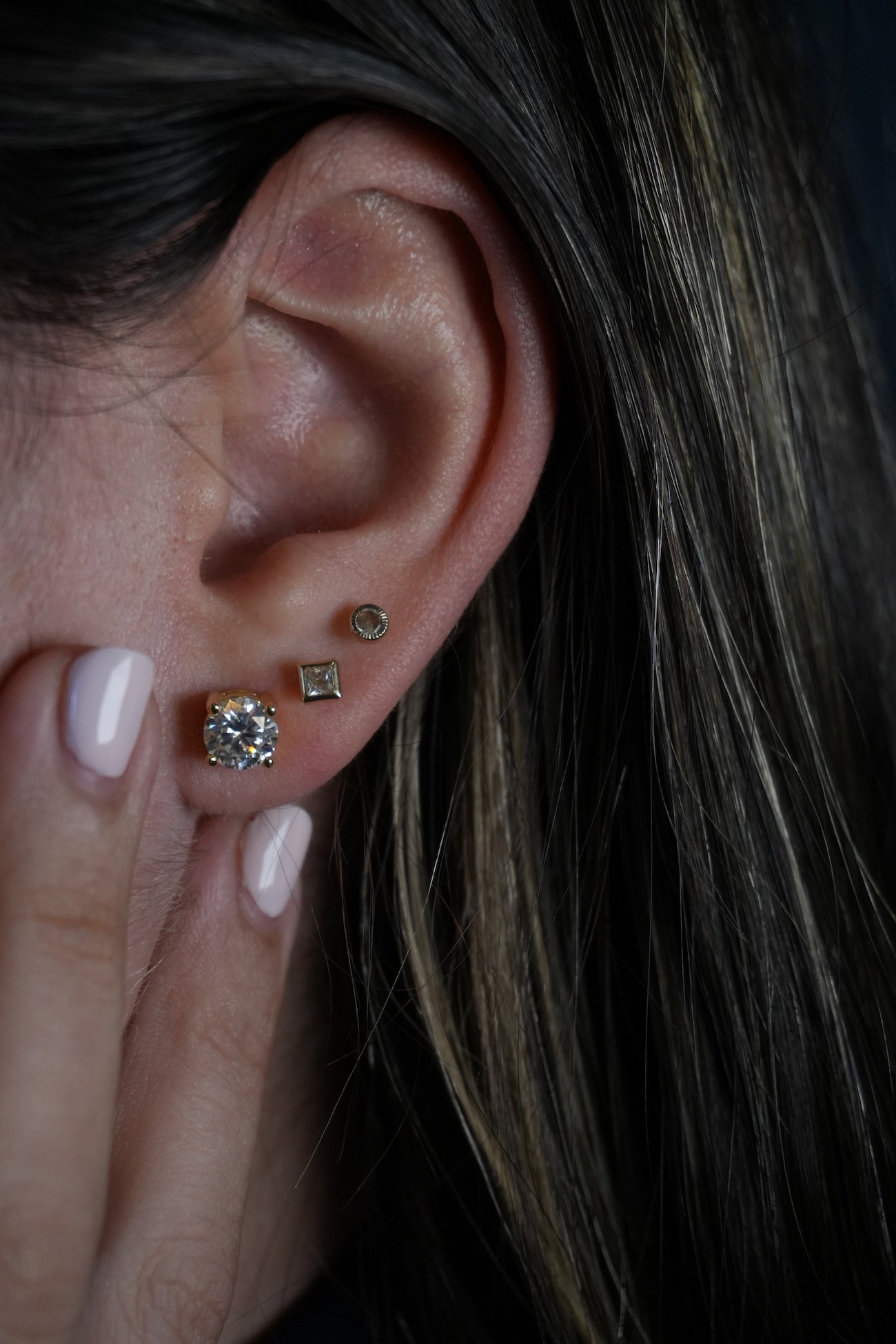 Studs Moissanitas con Baño de Oro 2ct