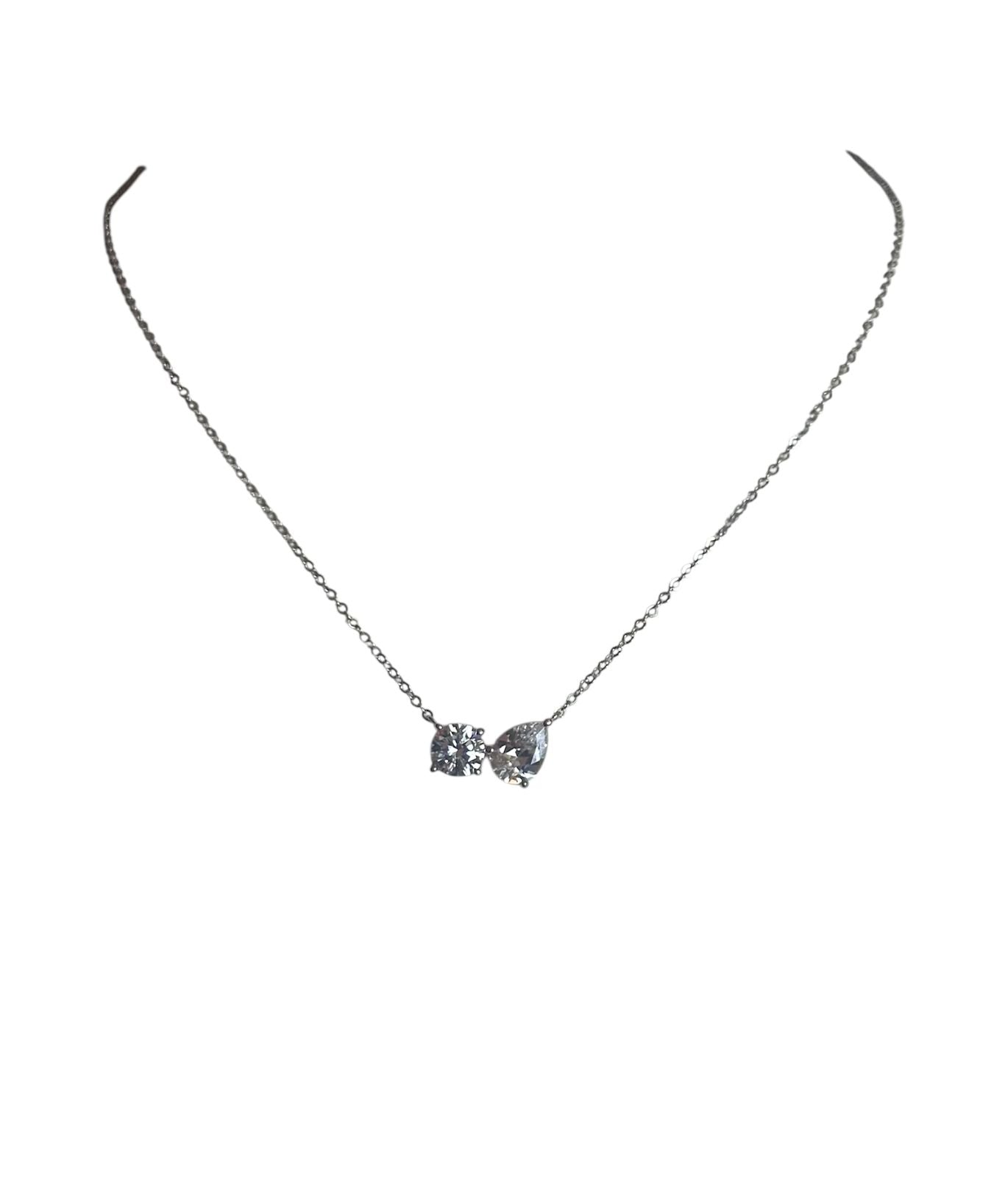 Deux Formes – Collar en Plata 925 bañada en oro blanco con gemas de laboratorio