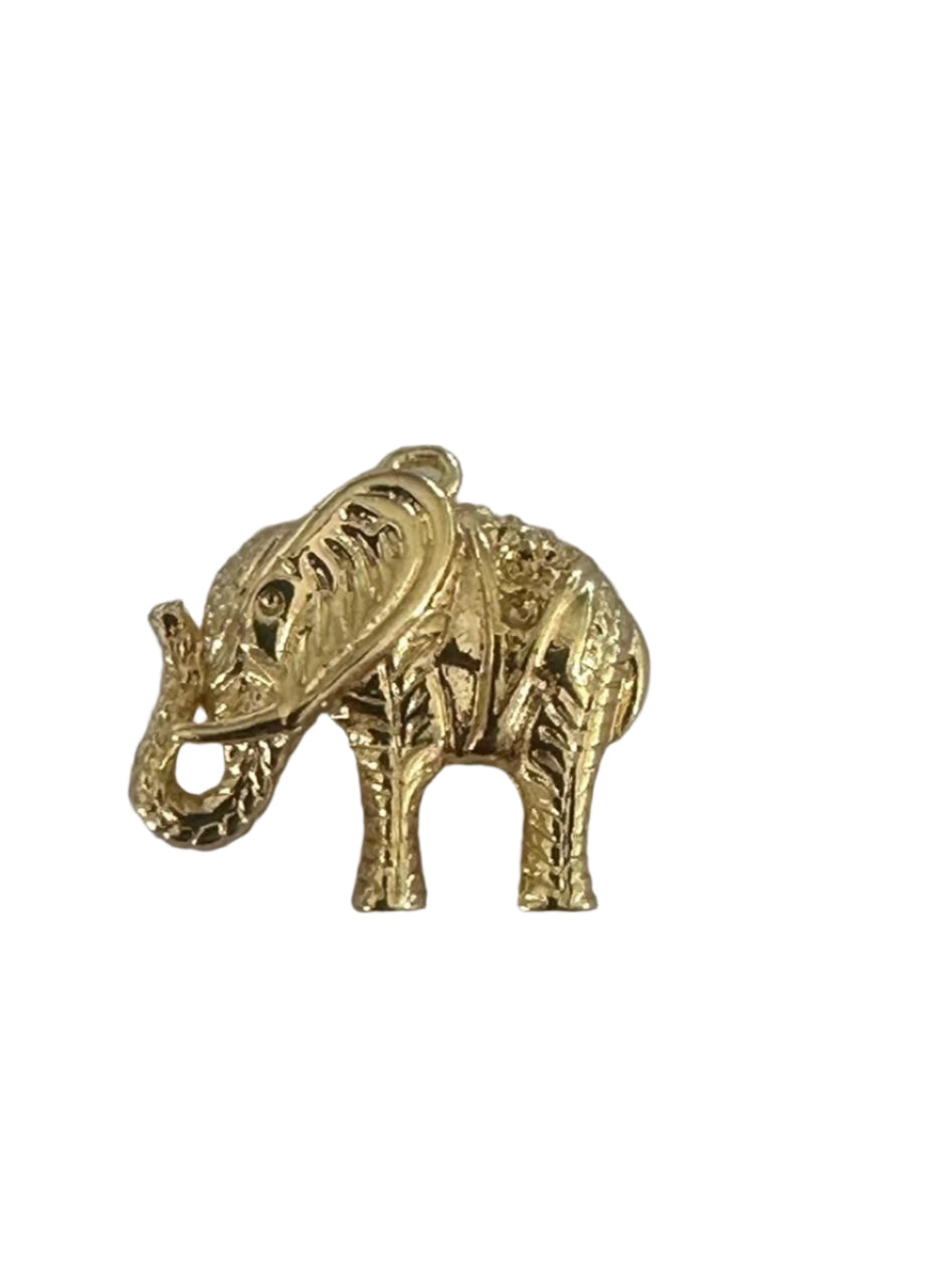 Dije en forma de elefante bañado en Oro amarillo