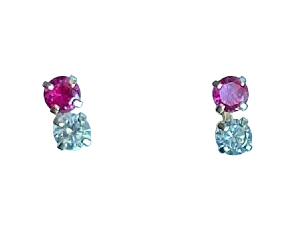 Duo brillante Rosso en Oro de 14 kilates – Aretes de rosca