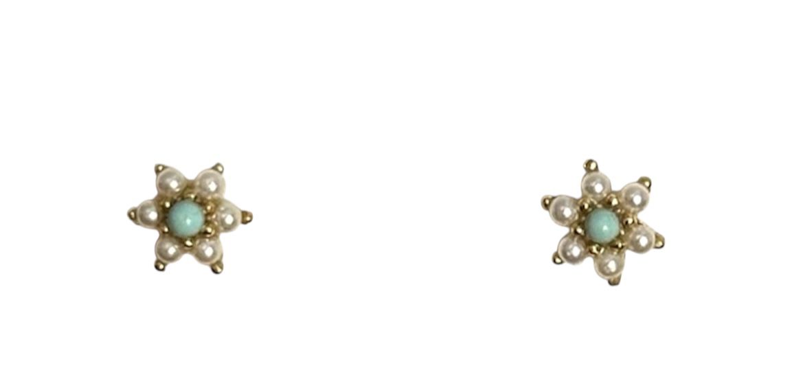 Estrellitas con perlas y turquesa en Oro de 18 kilates – Aretes de rosca