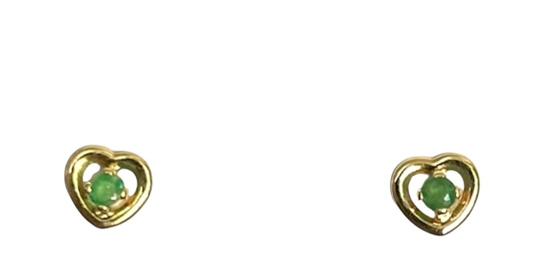 Mini corazones con esmeralda natural en Oro de 18 kilates – Aretes de rosca