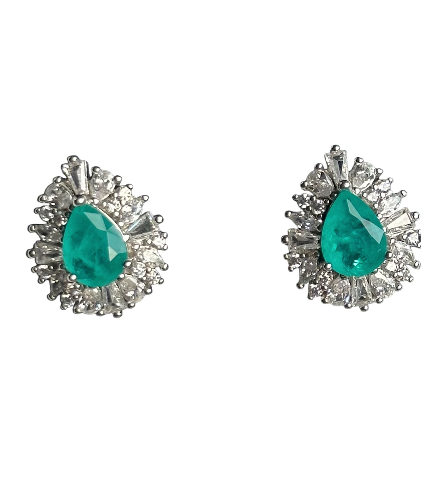 Verde Imperial – Aretes en Plata Rodinada con Gema en Tono Esmeralda