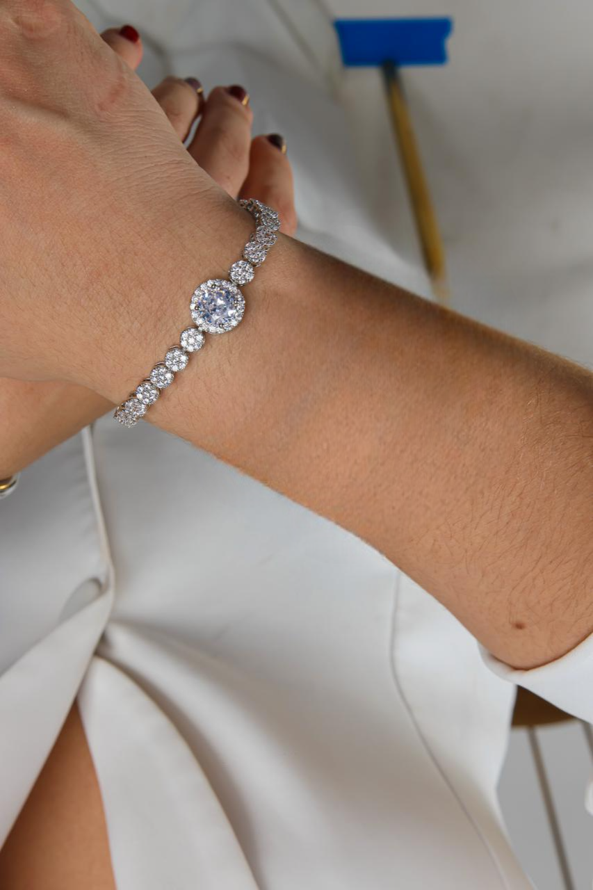 Pulsera estilo tennis de circones ilusion y circon redondo en centro