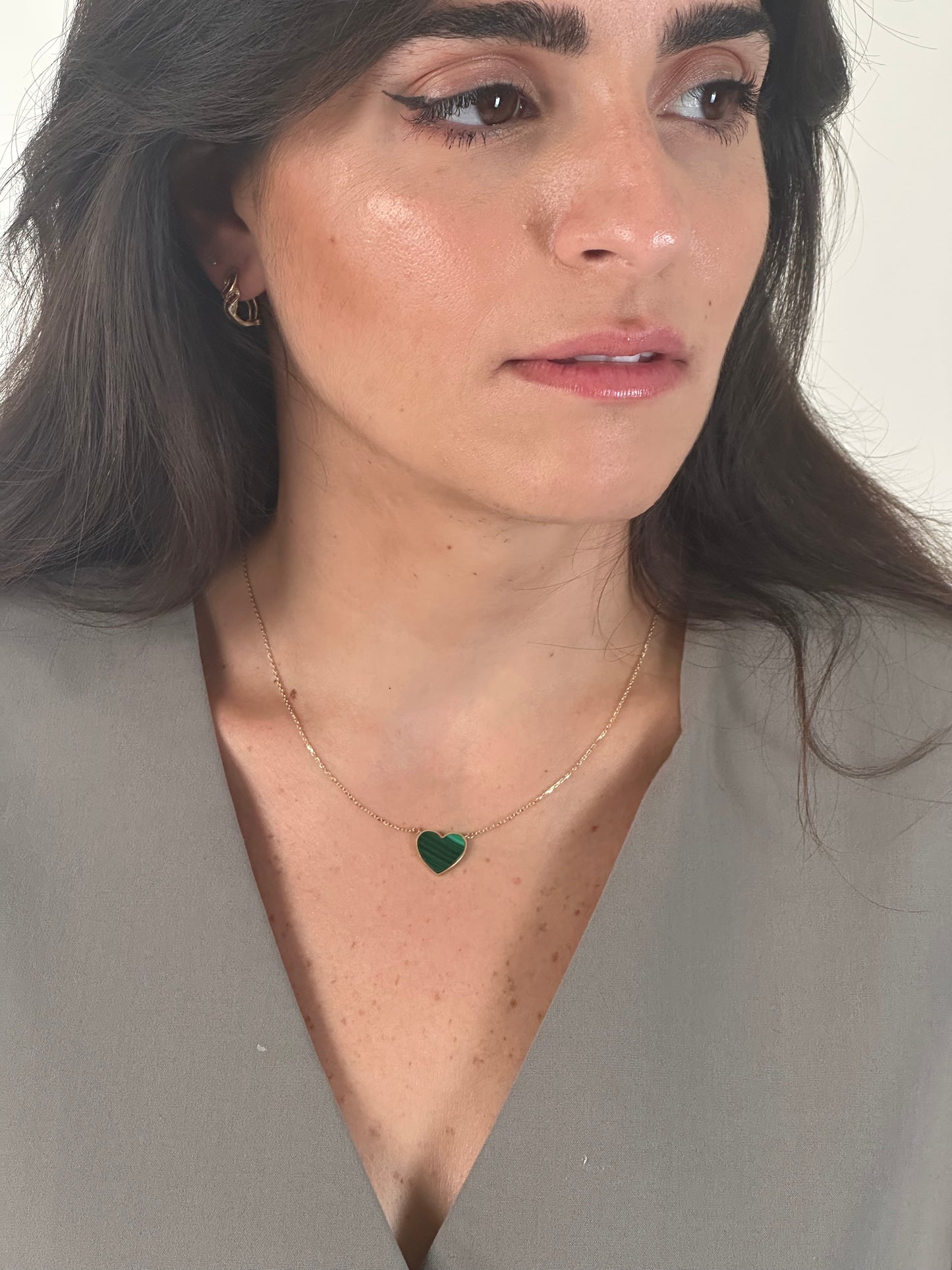 Collar de Oro de 10k con corazon De Malaquita