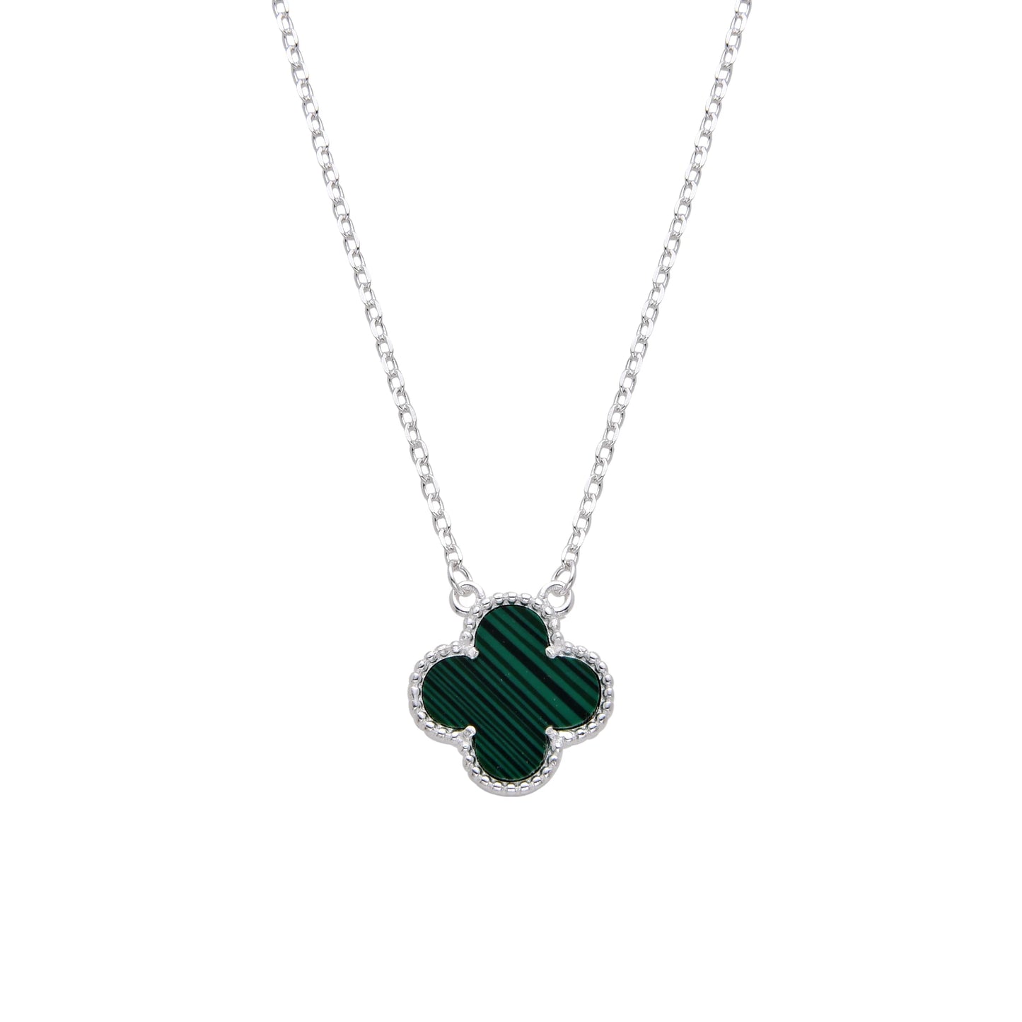 Collar de plata con clover verde