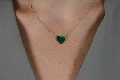 Collar de Oro de 10k con corazon De Malaquita