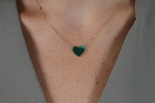 Collar de Oro de 10k con corazon De Malaquita