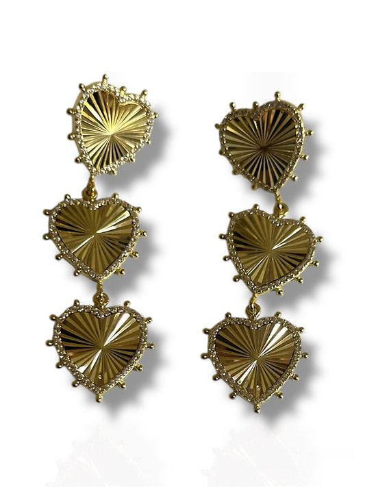 Aretes Largos de Corazones de Plata Rodinada Bañados en Oro con Circones
