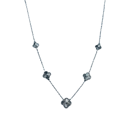 Collar de plata 925 con dijes en forma de trébol