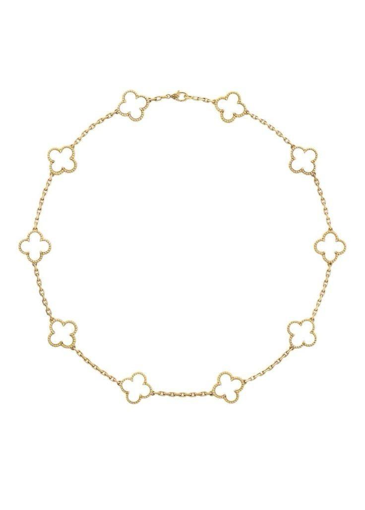Collar de plata bañado en oro amarillo con dijes en forma de trébol de madreperla