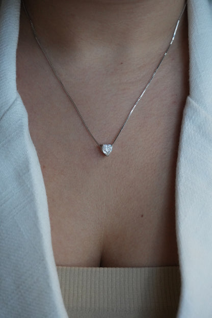 Collar de Plata Bañado en Rodio estilo Solitario con Moissanita en Forma de Corazon