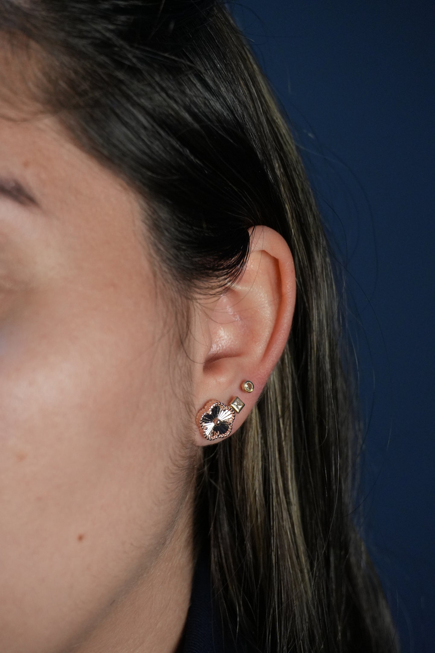Aretes de plata dañados en Rose Gold de Flor diamantadas