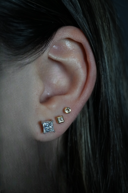 Studs de Plata Rodinada con Moissanitas 1.2ct