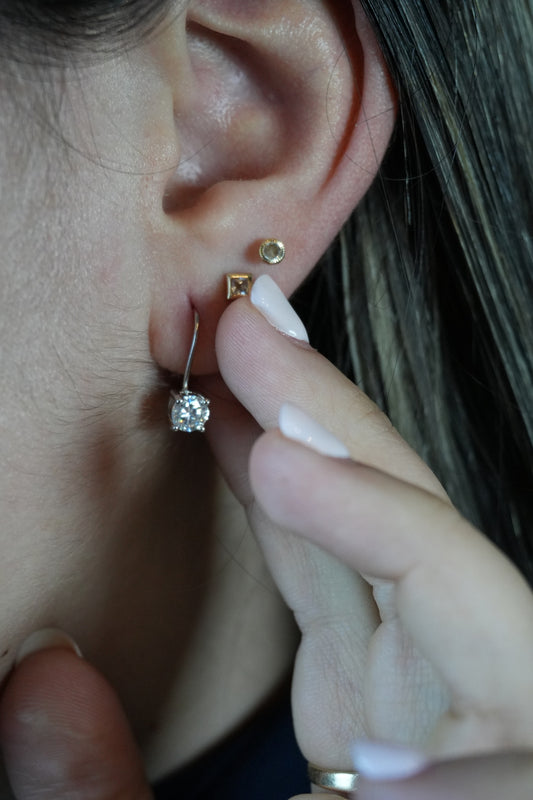 Studs de Plata Rodinada con Moissanitas 2ct