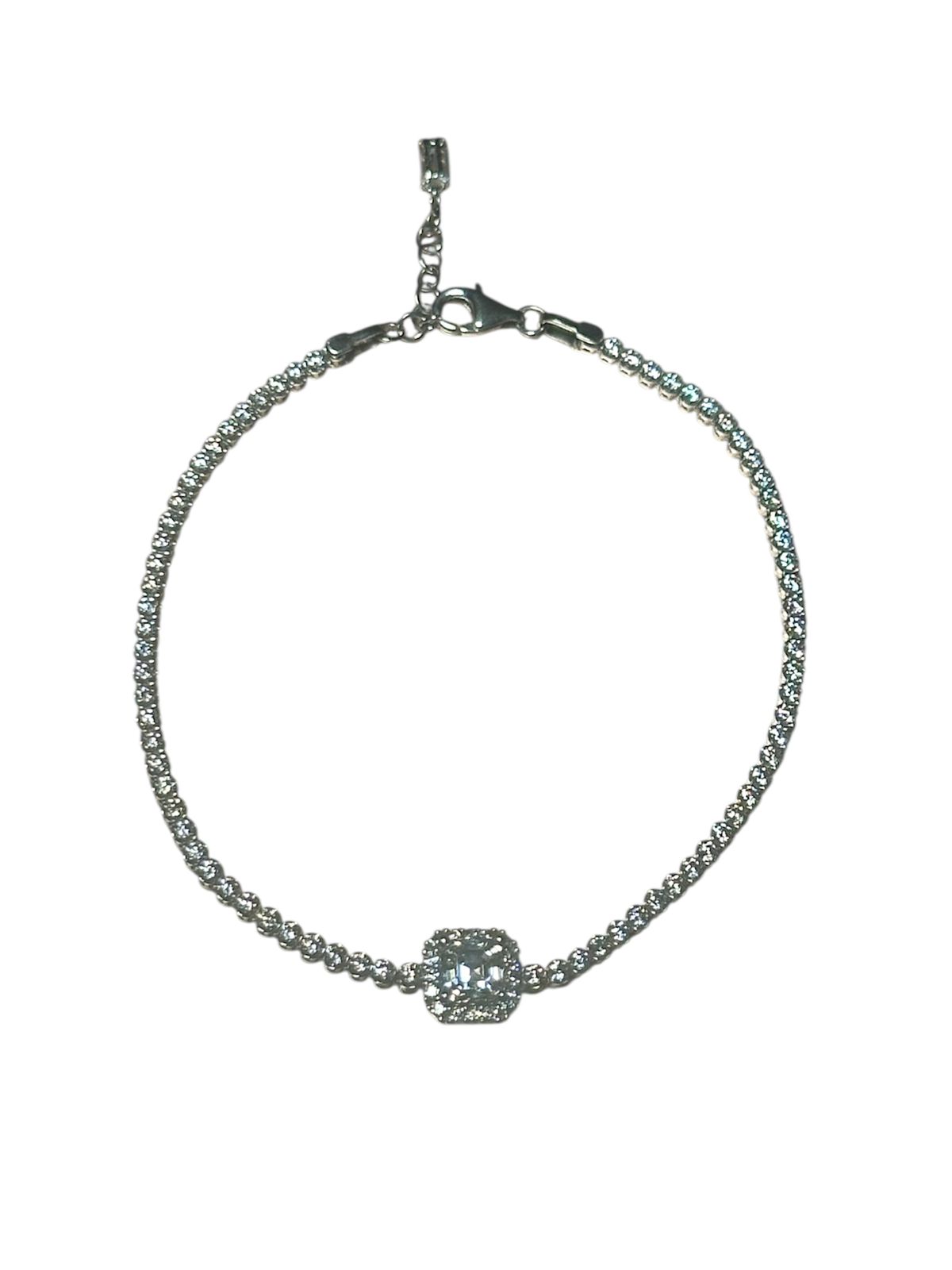 Pulsera estilo tenis con piedra central cushion – Oro 10K