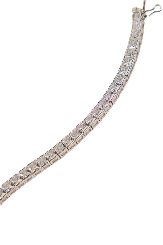 Pulsera estilo tenis de plata rodinada con circones de cuadril
