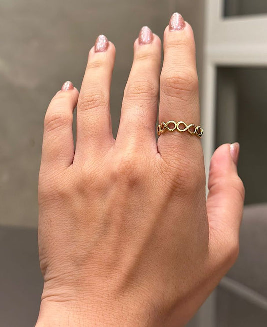 Anillo "infinito" Oro de 10K