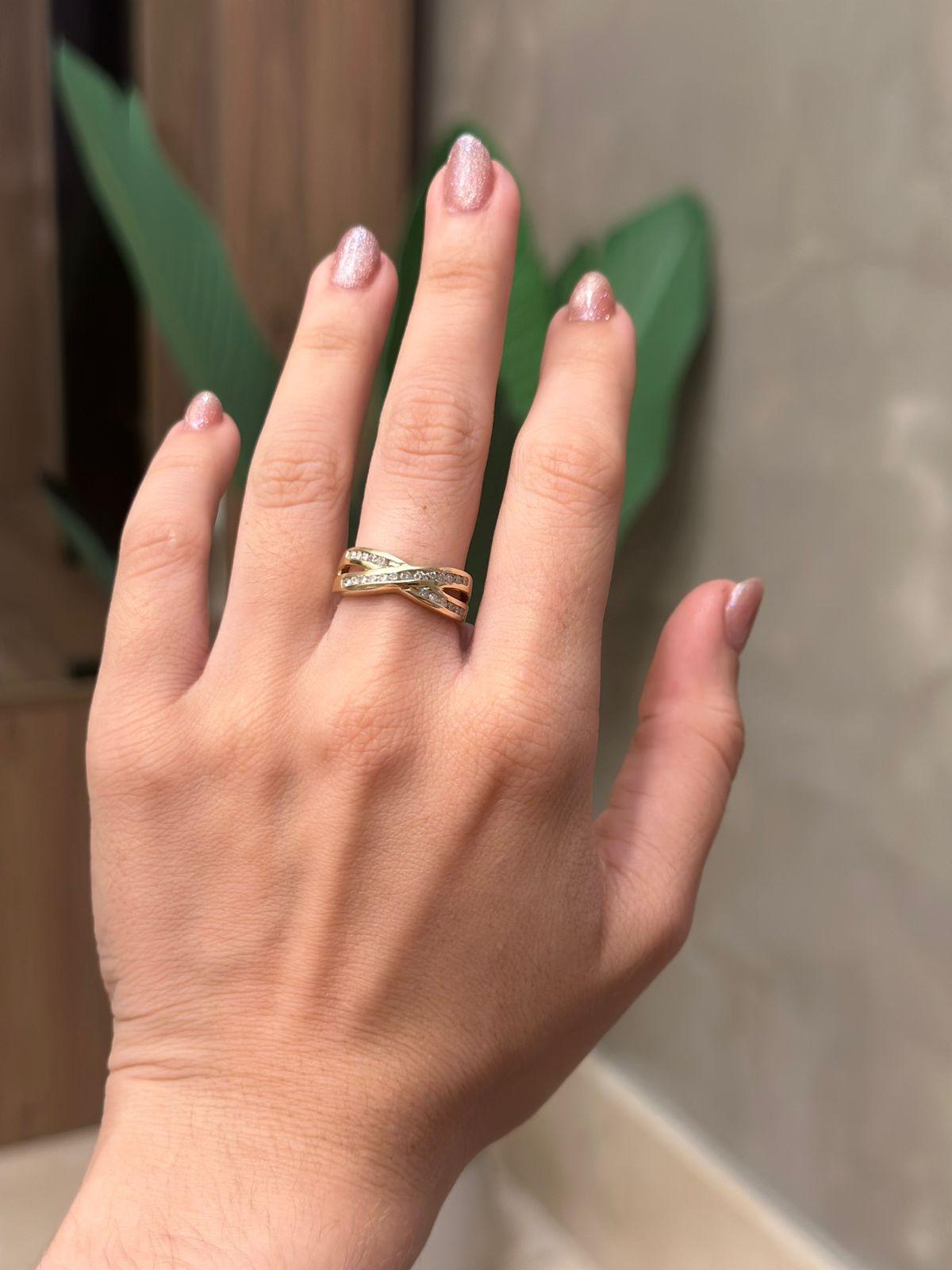 Anillo de Oro de 14k con Diamantes