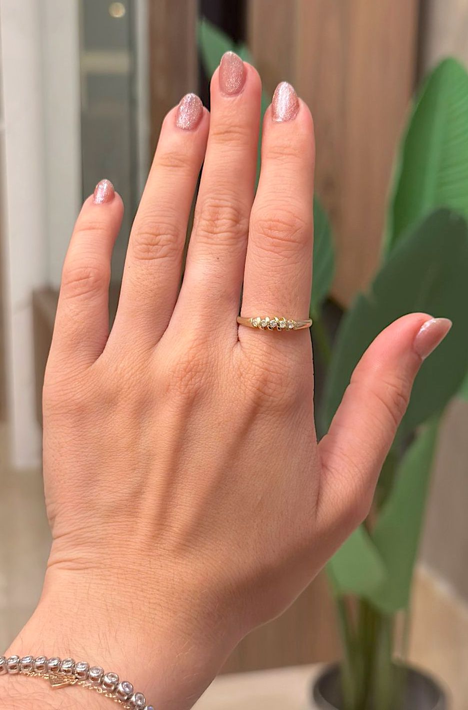 Anillo de Oro de 14k con Brillantes "Delicate"