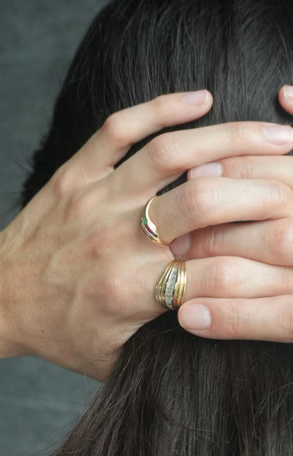 Anillo de 14K con Diamantes en Baguettes
