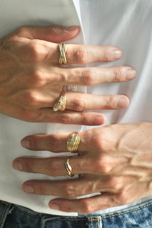 Anillo de Oro de 14k con Diamantes