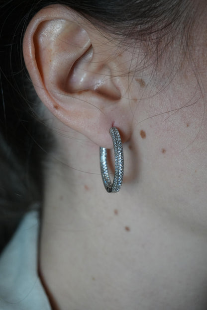 Argollas de Plata Rodinada en pavee