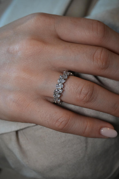 Anillo de Plata Rodinada Asimetirco